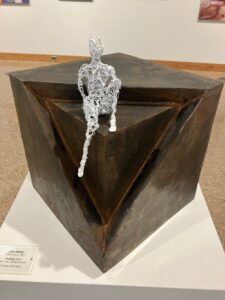 Lisa Payne, "Peaked", 2020; Steel, wire, liquid plastic; Courtesy of artist.