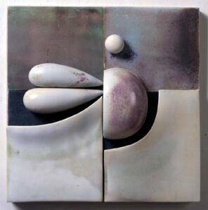 Ruth Duckworth, Untitled, 2000; porcelain; Daum Museum of Contemporary Art permanent collection, gift of Dr. Harold F. Daum.